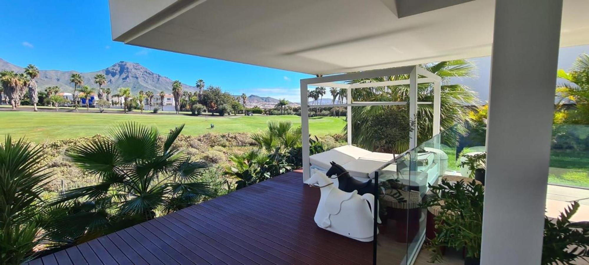 אדחה Luxury Villa Rebeka - Heated Pool And Jacuzzi מראה חיצוני תמונה